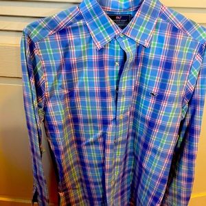 Men’s casual button-down shirt